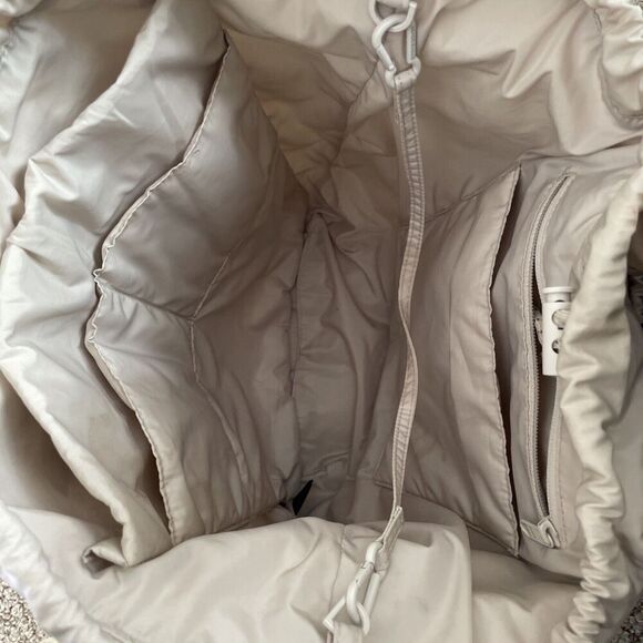 Dagne Dover Kal Puff Drawstring Tote Shoulder Bag Travel White Large Bag *READ - Picture 9 of 14